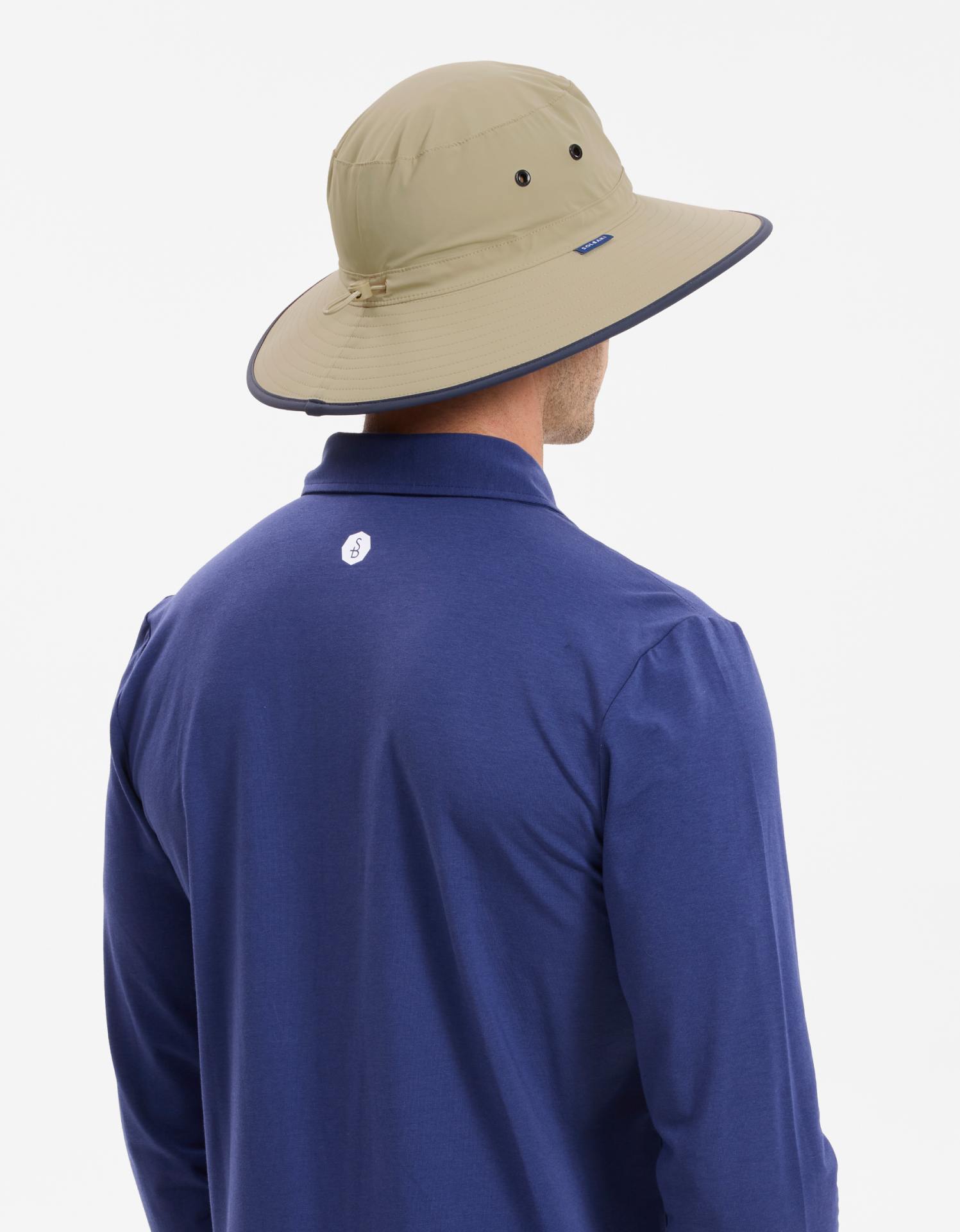 Beige / Navy