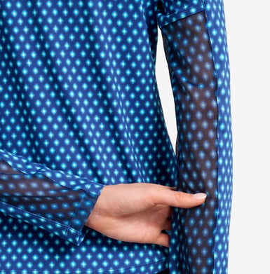 Back of sleeves showing a diamond blue printed top with mesh sleeves.