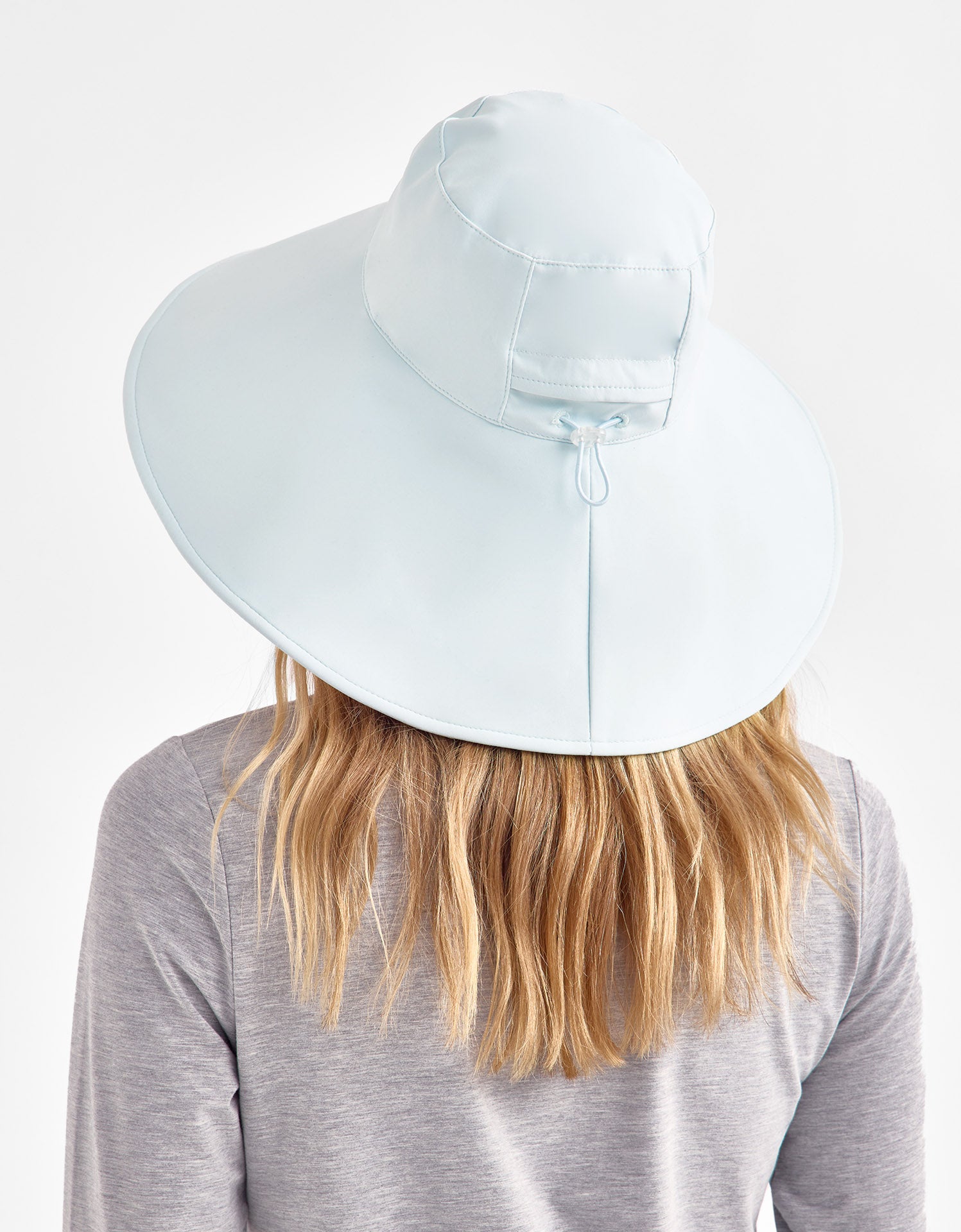 Ice Blue / Beige