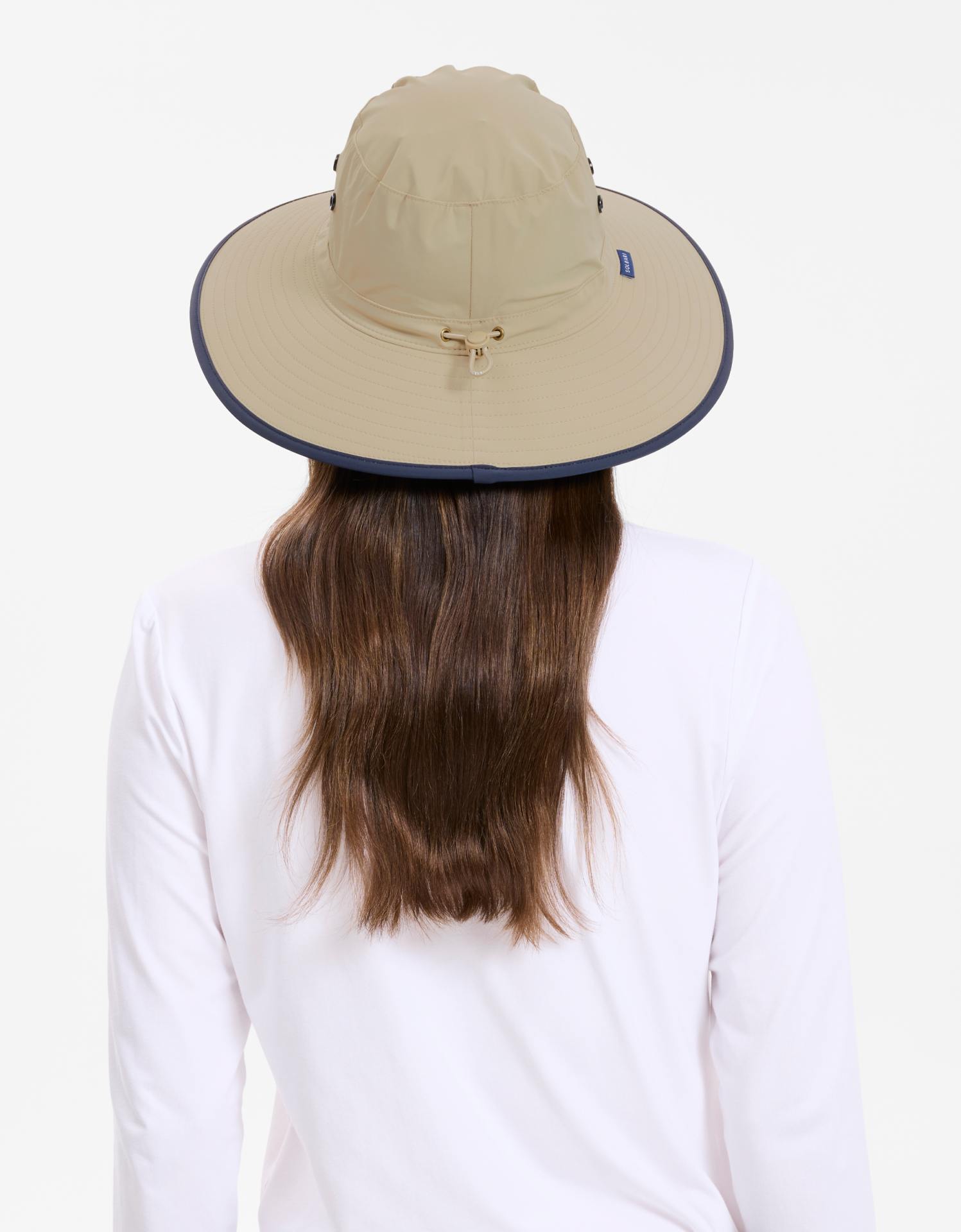 Beige / Navy
