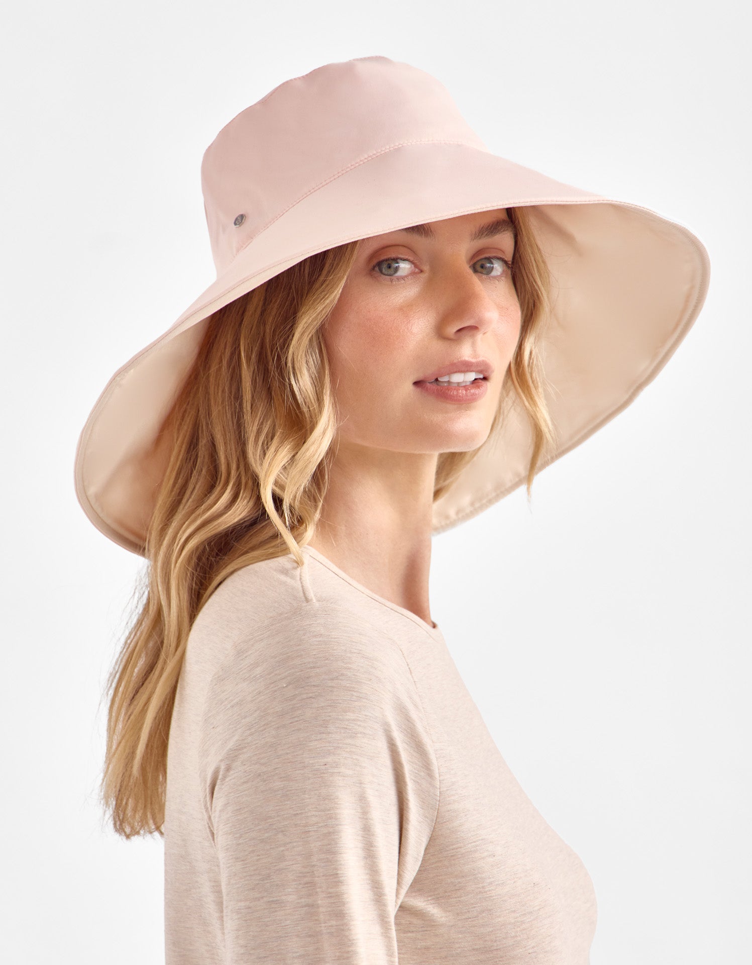 Soft Pink / Beige